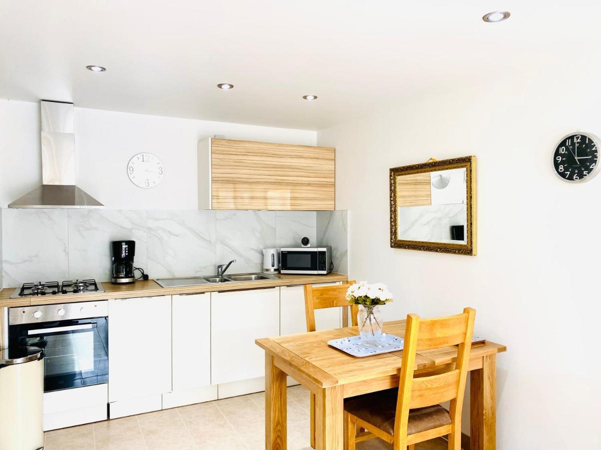 Amber Lodge Hickstead-C Haywards Heath Eksteriør bilde